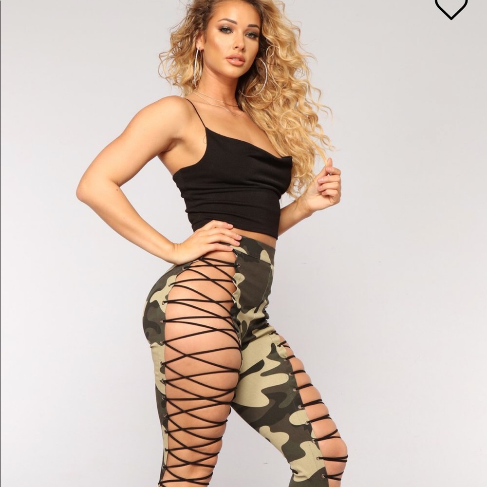 Up To Your Imagination Lace Up Camo Pants - Olive